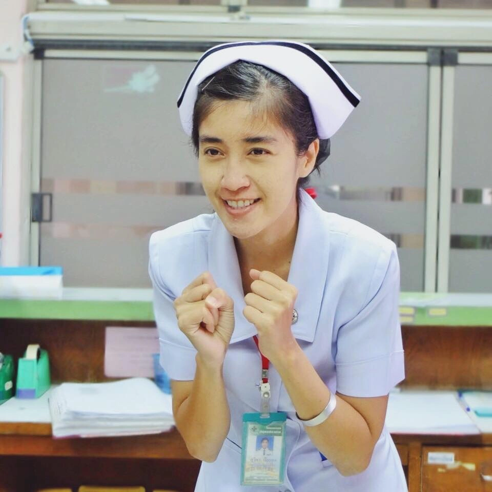 พยาบาลสาว ท้อหนัก หลังสภาการพยาบาลเพ่งเล็ง กรณีวางตัวไม่เหมาะสมกับวิชาชีพ