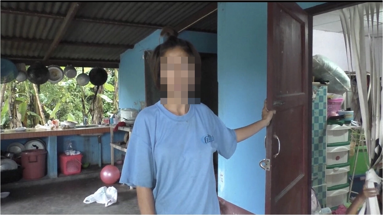 เปิดใจ! แม่ใช้ไม้ตีรัวลูกสาววัย 9 ขวบจนไม้หักถูกสังคมวิจารณ์สนั่น