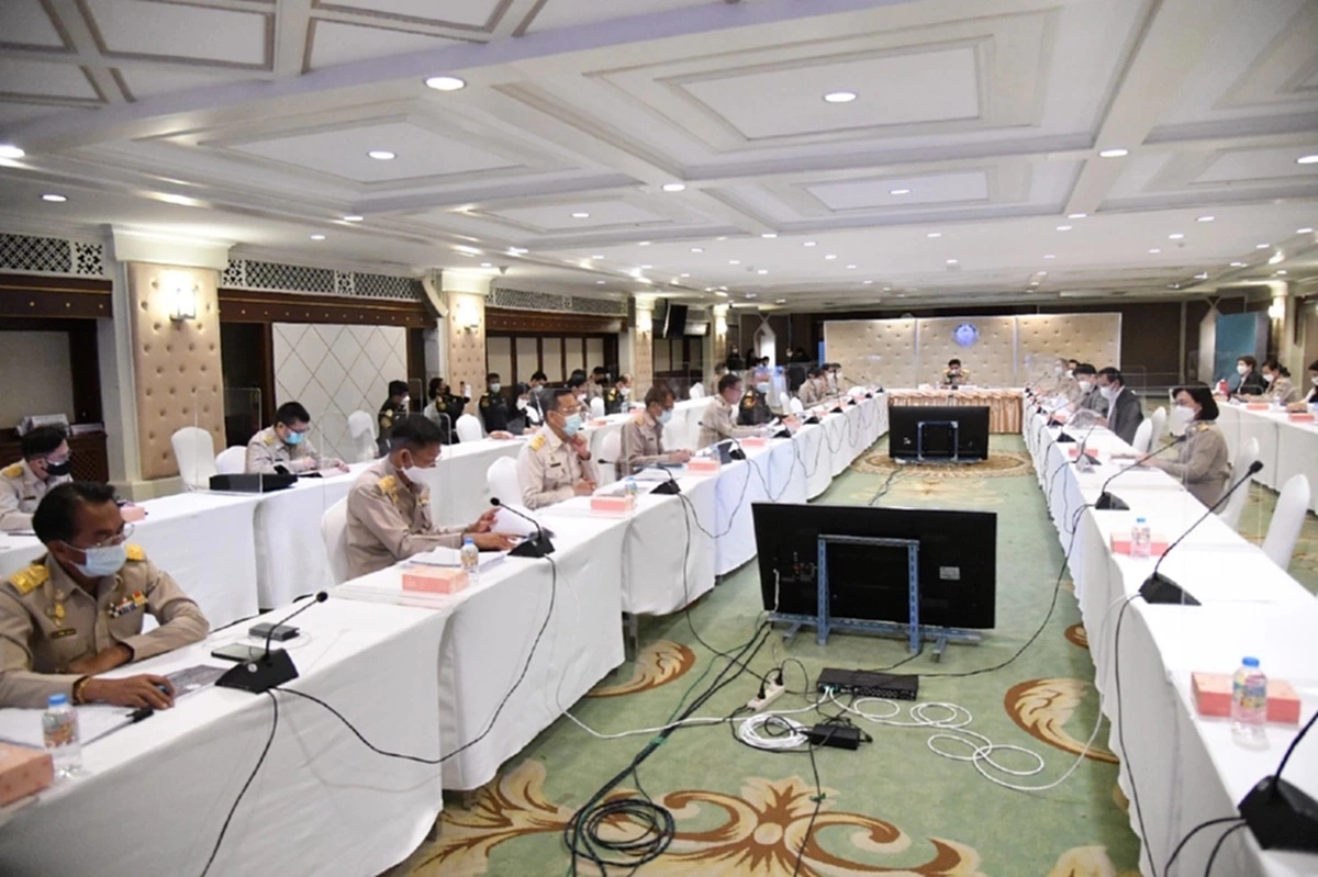 กทม.ประชุมเข้ม ระวังฝนตกหนัก 13-16 ต.ค.นี้ เตรียมพร้อมรับมือน้ำท่วม