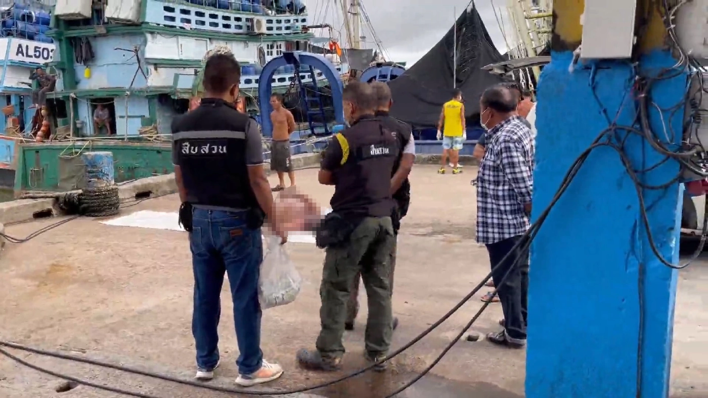 สลด! ลูกเรือวัย 67 ปี พลัดตกทะเลเสียชีวิต คาดโรคประจำตัวกำเริบ