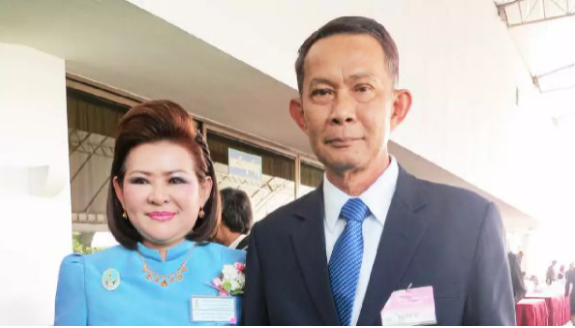 พล.อ.ปรีชา - นางผ่องพรรณ จันทร์โอชา 