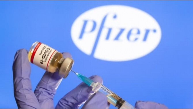 FDA สหรัฐเลื่อนอนุมัติใช้วัคซีนของโมเดอร์นากับวัยรุ่น หวั่นผลข้างเคียง