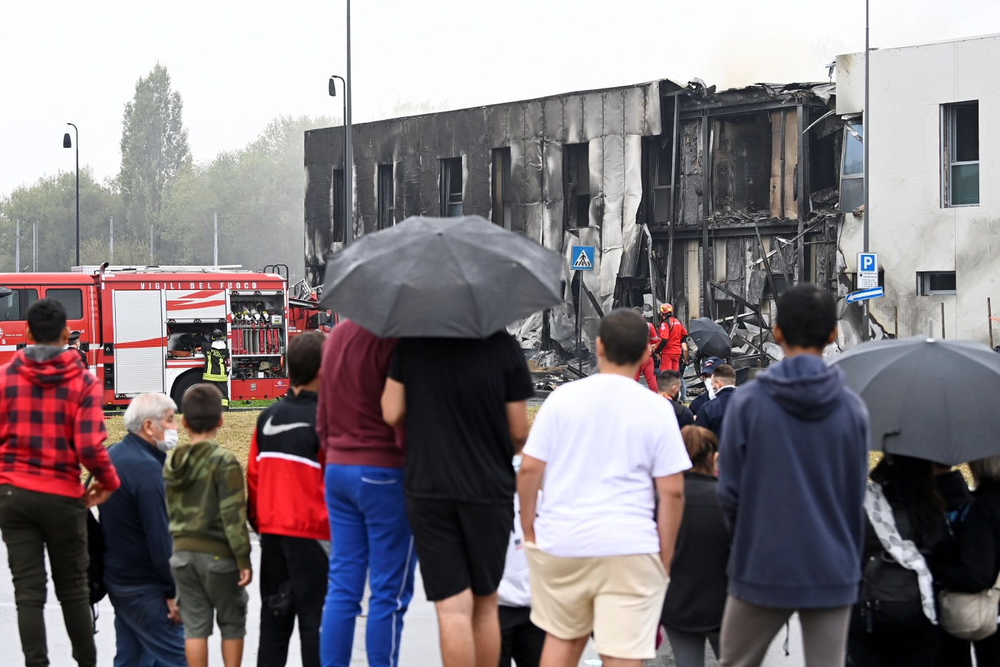 เครื่องบินเล็กตกชนตึกเปล่าที่อิตาลี