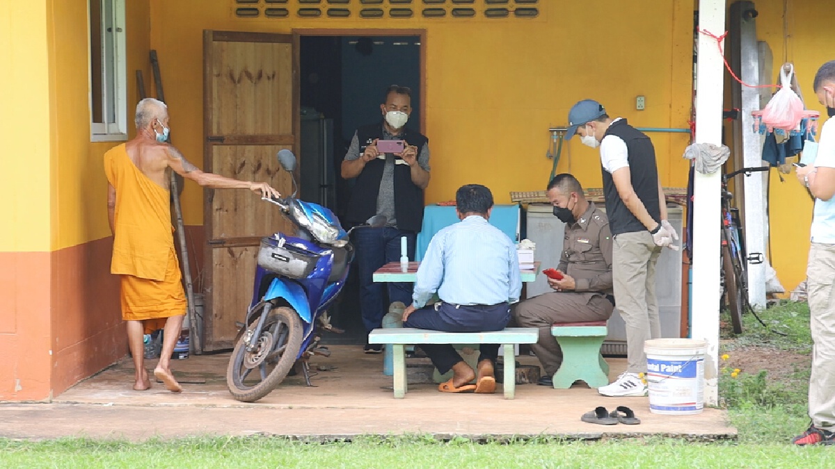 ตร.ค้นบ้านฝรั่งชกหนุ่มใหญ่ตายหาหลักฐานเพิ่มแต่ไม่พบอะไร