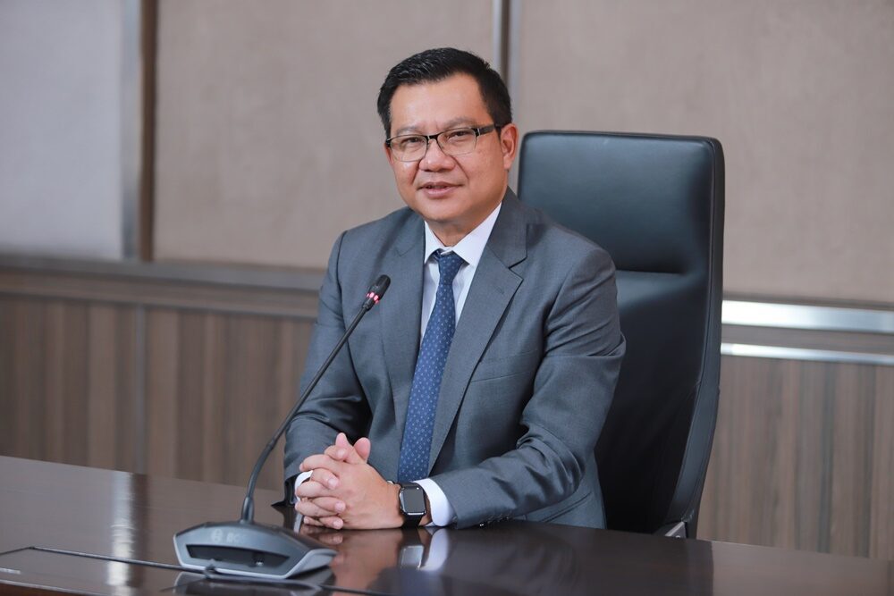 นายจิรุตม์ วิศาลจิตร อธิบดีกรมการขนส่งทางบก 