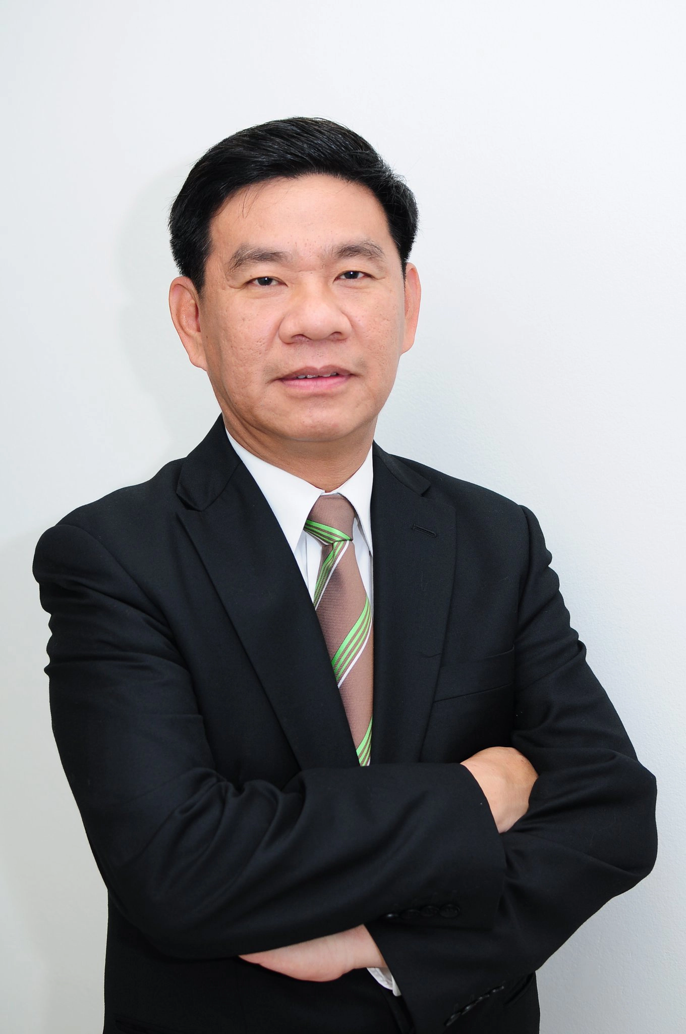 นายสมชัย ศรีสุทธิยากร อดีตคณะกรรมการการเลือกตั้ง