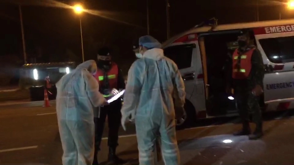 ดักจับรถกู้ภัยขนเมียนมาหวังตบตาทหารส่ง กทม.