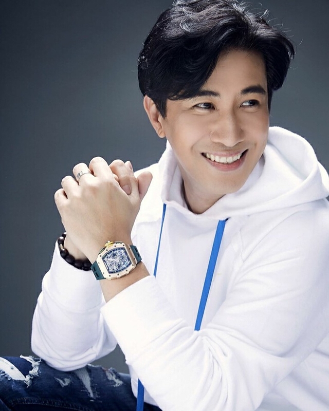 ชีวิตนอกจอ “หนุ่ม กรรชัย” เคยเป็นโรคแพนิค ลั่น!อยากสัมภาษณ์นายกมากที่สุด