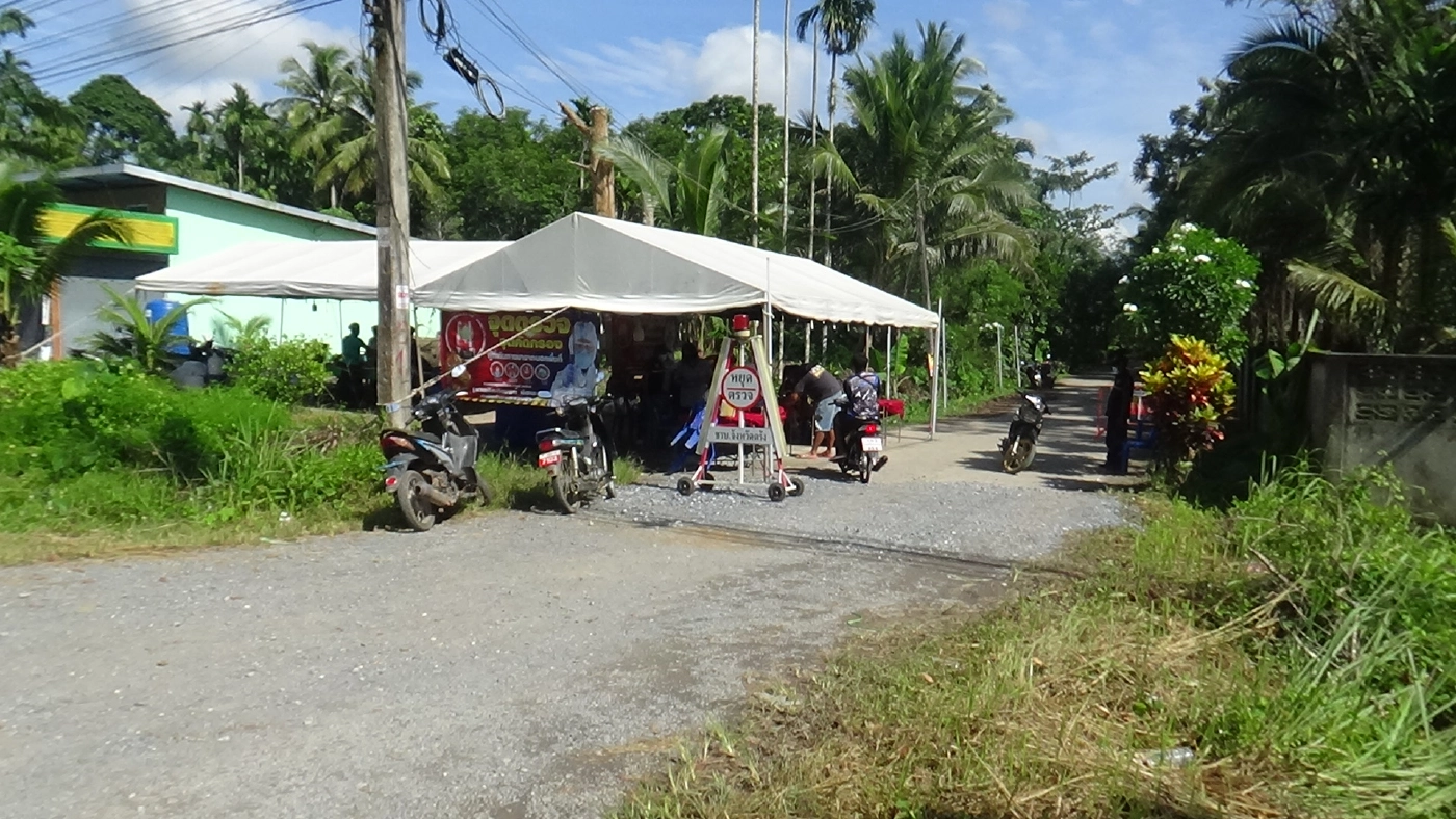 ติดเชื้อพุ่งเกือบ 100 รายต่อวัน ปิดบางวัดงดส่งตายาย