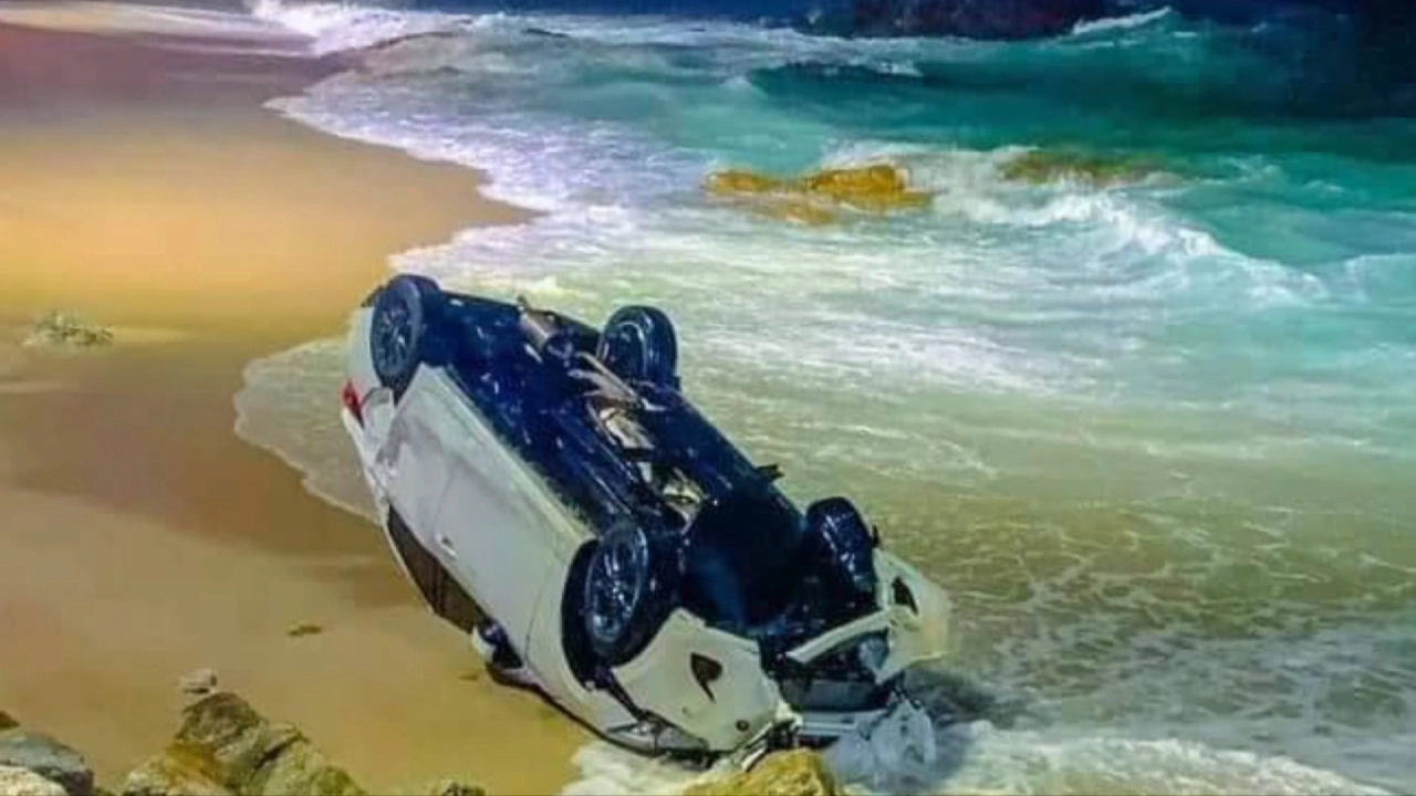รถแหกโค้งตกทะเล เดือนเดียว 3 คัน ทางหลวงภูเก็ตเร่งจัดการ