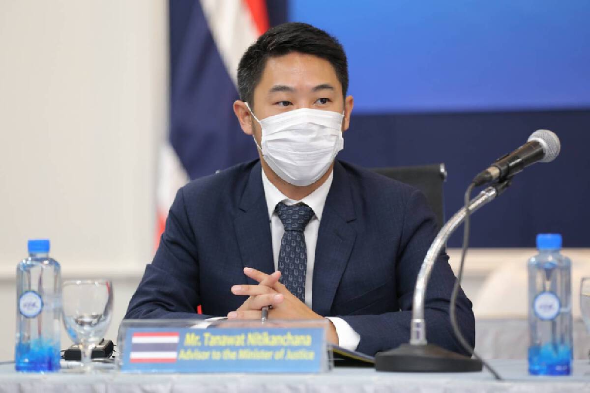 นายธนวัชร นิติกาญจนา ที่ปรึกษา รมว.ยุติธรรม 