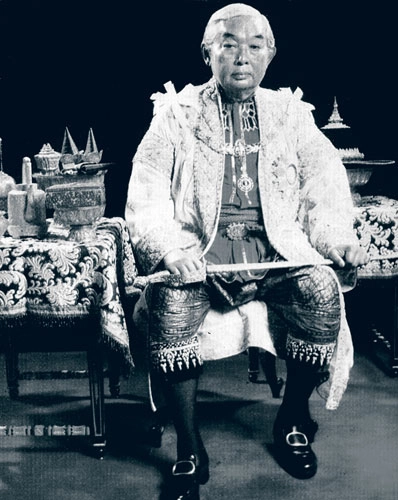 ร่วมรำลึก ม.ร.ว. "คึกฤทธิ์ ปราโมช" 26 ปีที่จากไป