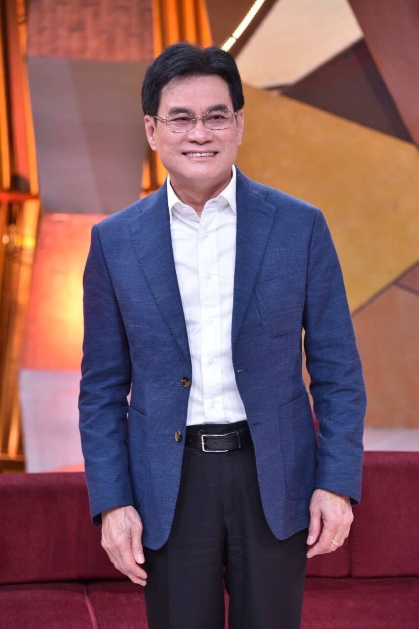 จุรินทร์ ลักษณวิศิษฏ์ รองนายกรัฐมนตรีและรัฐมนตรีว่าการกระทรวงพาณิชย์