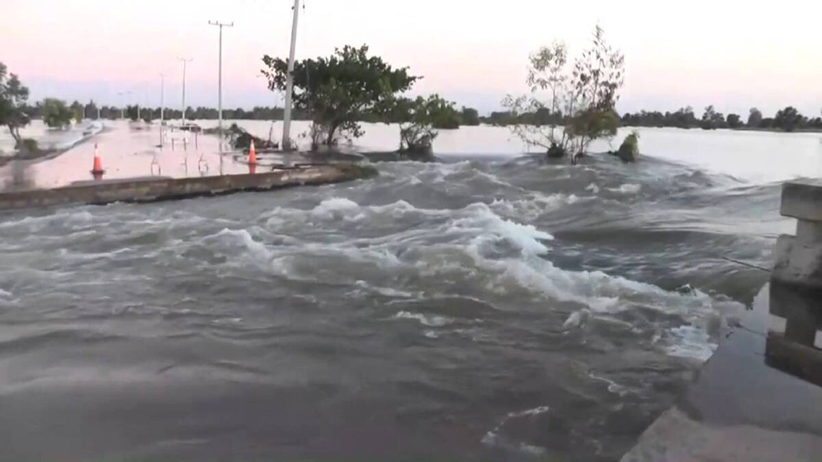 ชัยภูมิน้ำชีทะลักรอบ2ซัดสะพานขาดชาวคอนสวรรค์เดือดร้อน