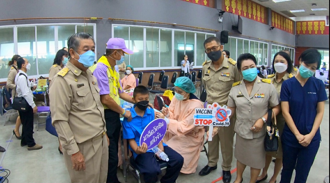 “คิกออฟ”ฉีดวัคซีนวันแรก-สร้างเกราะป้องกันเด็ก12-18ปี