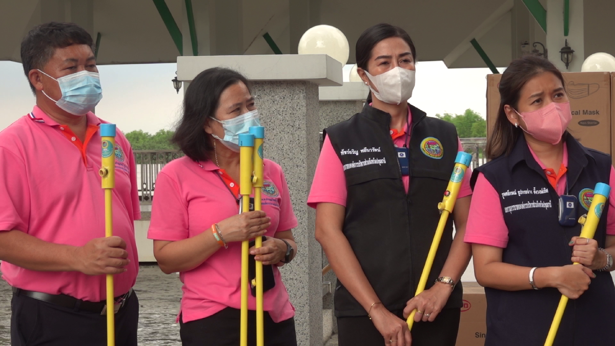 นายกแจ๊สมอบอุปกรณ์ตรวจไฟฟ้าในน้ำให้กำนัน 11 ตำบล ป้องกันไฟดูดประชาชน