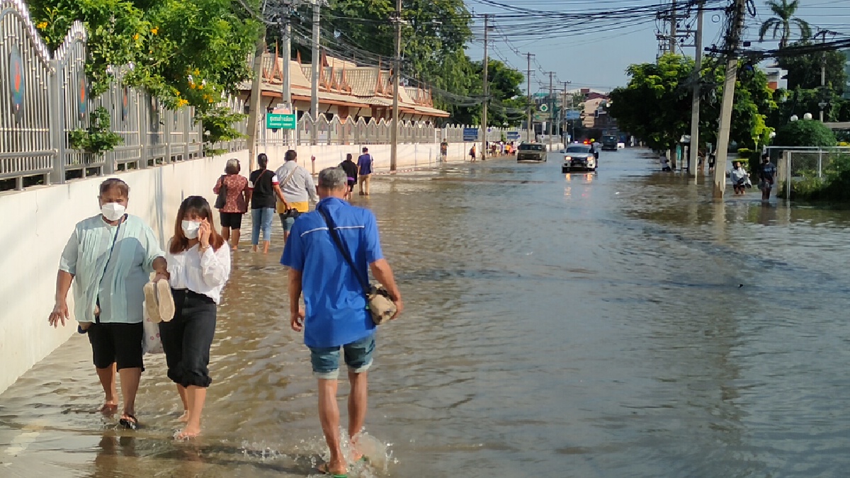 โคราชอ่วม! ลำตะคองล้นทะลักเขตเศรษฐกิจ