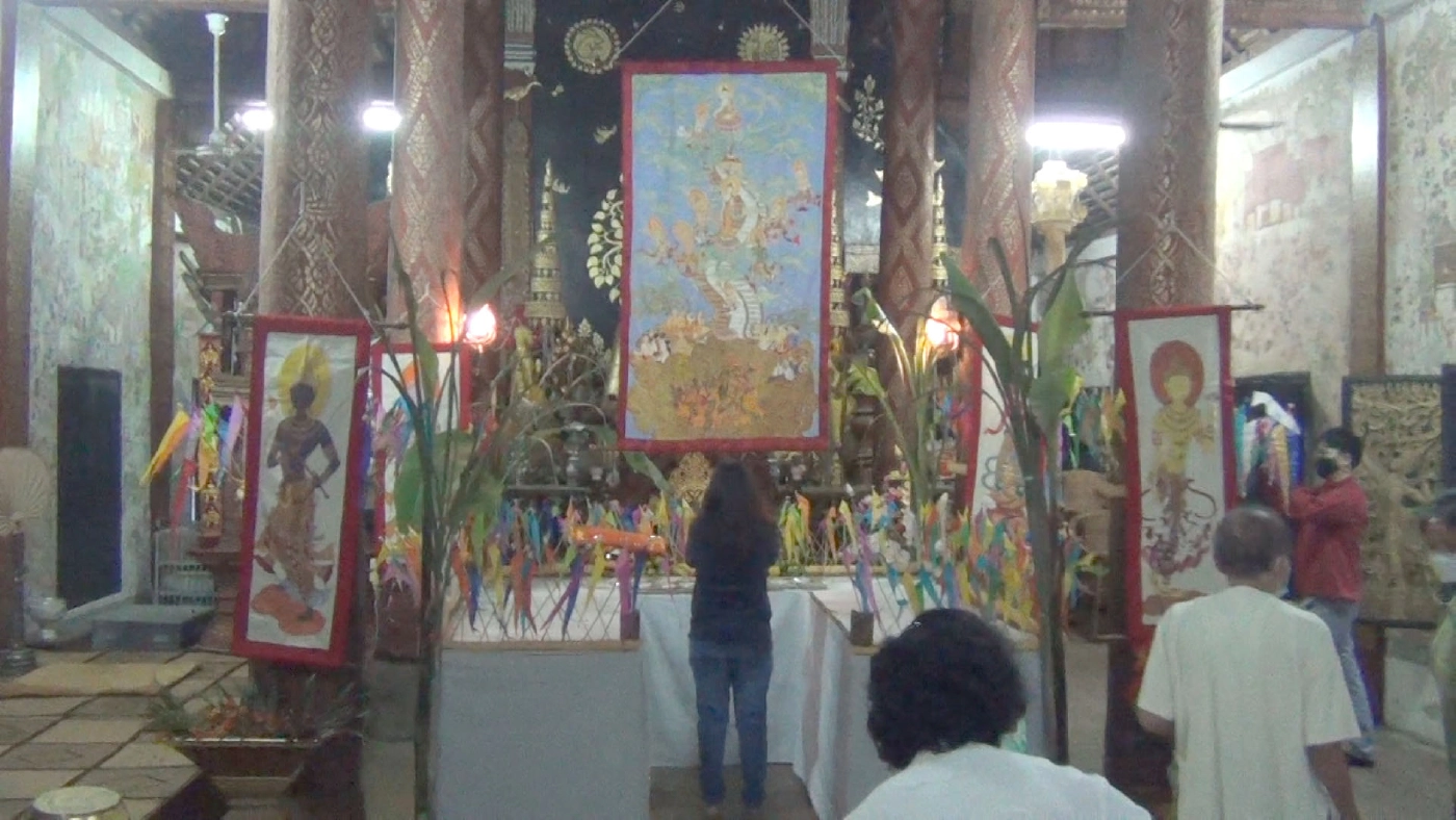 ชาวลำปางสืบสานประเพณี"บูชาข้าวทิพย์"ถวายองค์พระพุทธรูป