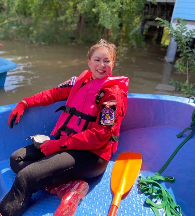 "บุ๋ม ปนัดดา" จัดหนักเตรียมฟ้อง 5 ล้าน ปมชาวเน็ตกล่าวหานำเงินบริจาคไปเที่ยว