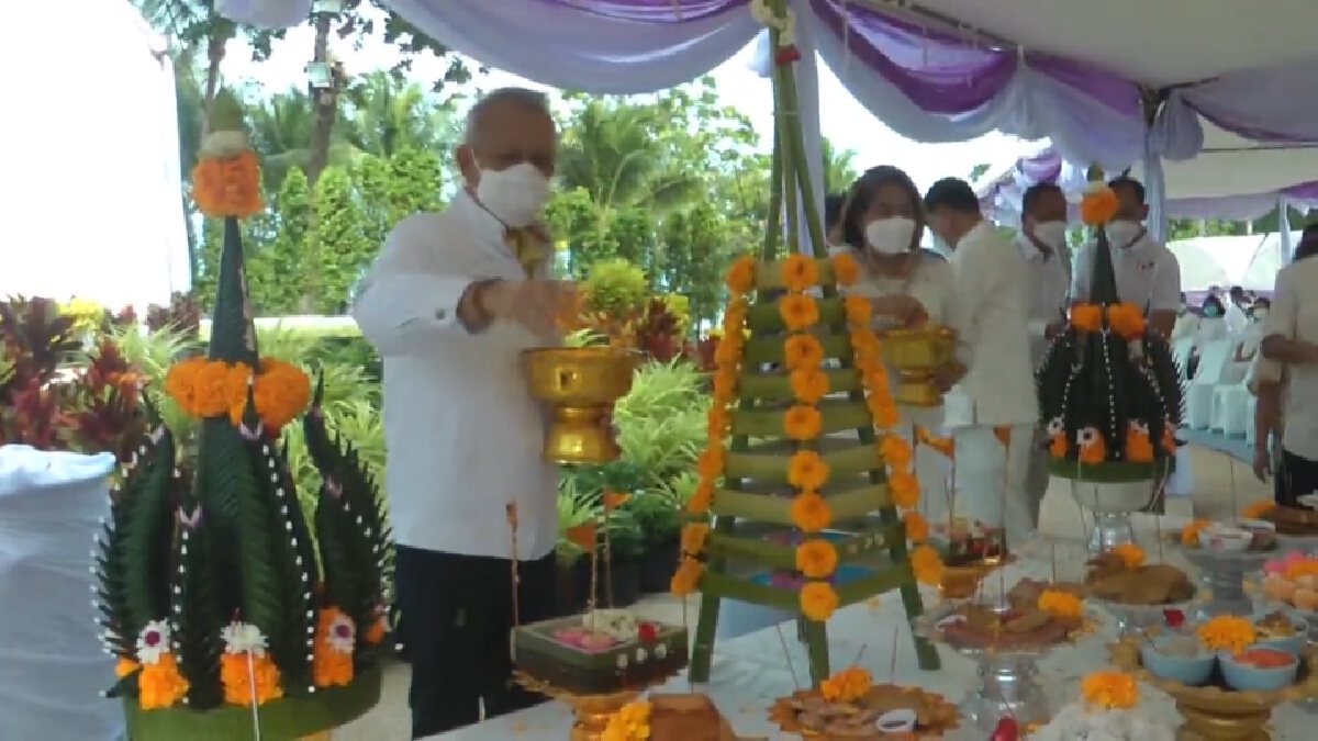 รมว.ท่องเที่ยวฯร่วมสมโภชพระพุทธฯเสริมมงคลหาดป่าตอง