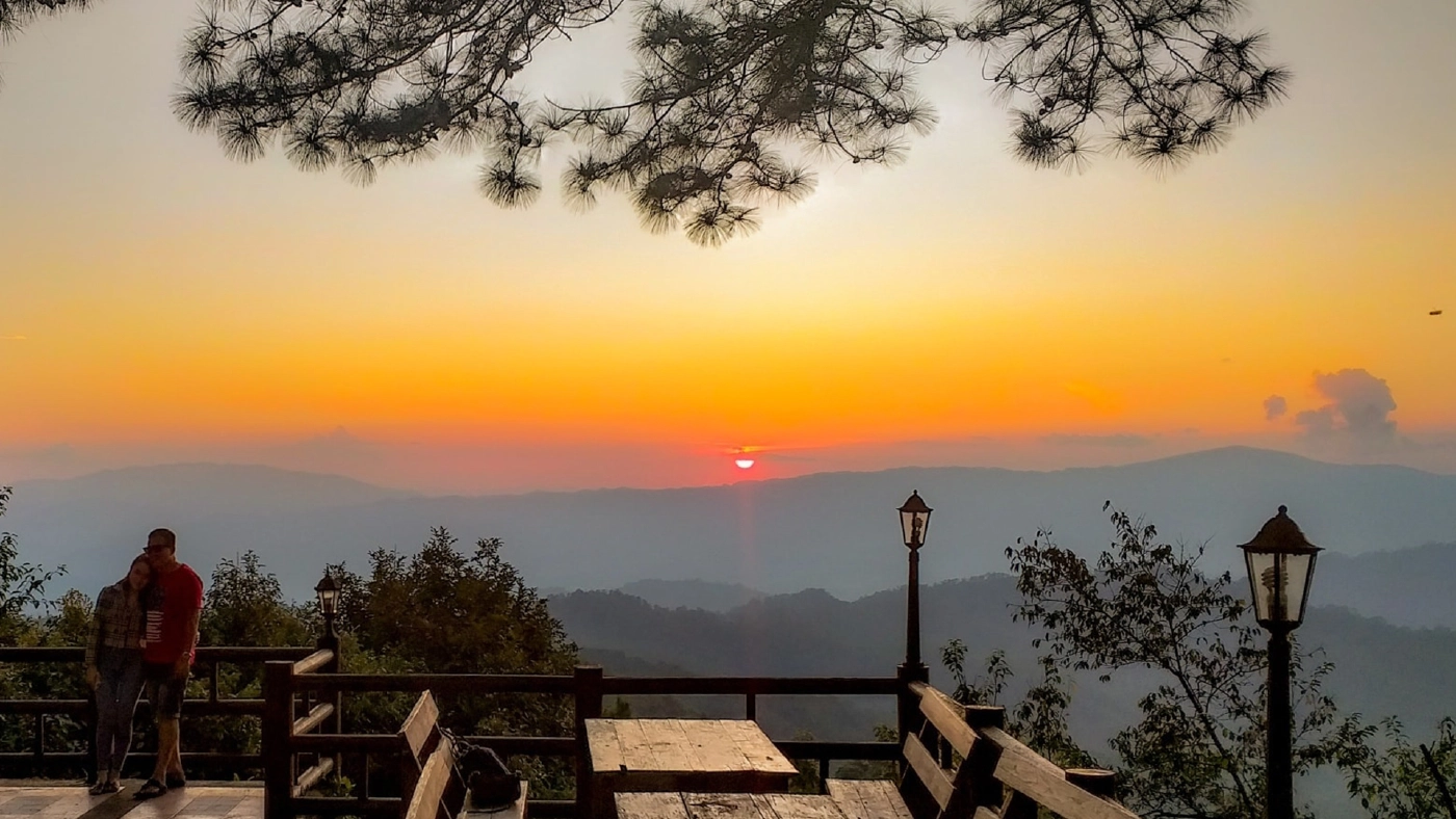 จุดชมพระอาทิตย์ตก ดอยแม่ตะมาน
