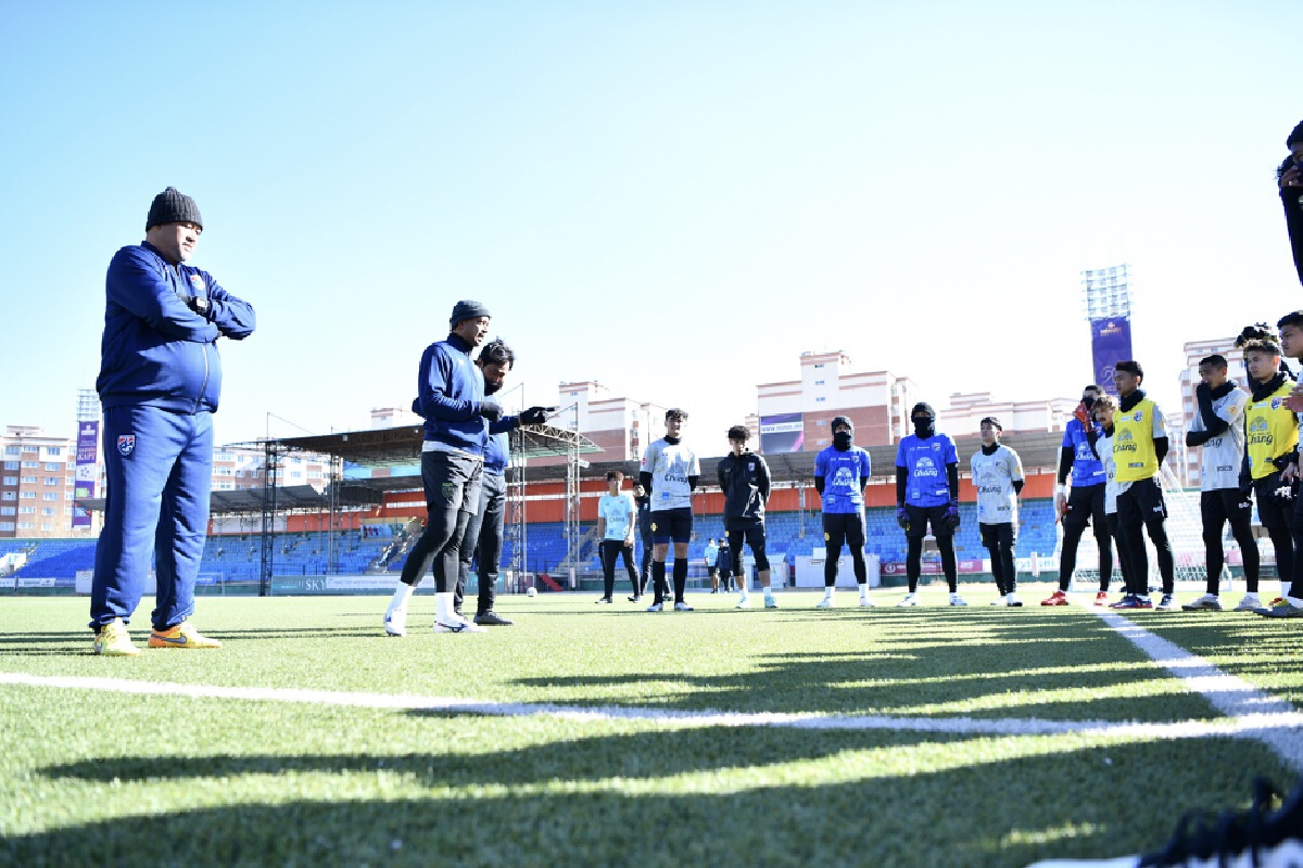 ช้างศึก U23 ลงซ้อมต่อเนื่อง, "โจนาธาน" ยันไร้ปัญหาเรื่องปรับตัว