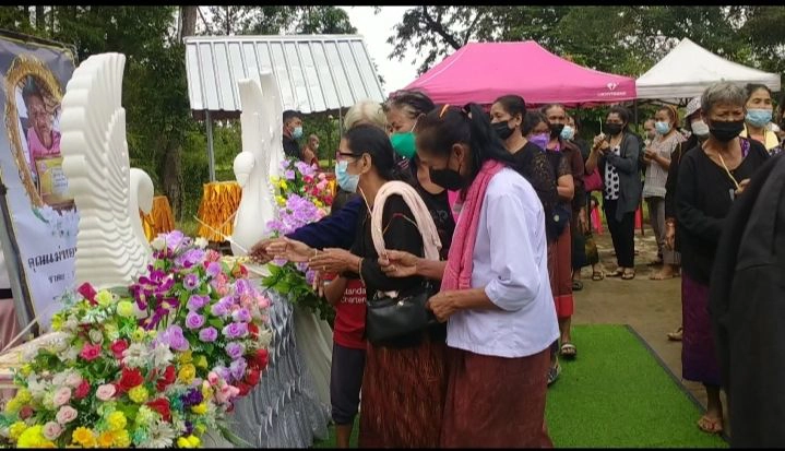 สิ้นแล้วคุณยาย6แผ่นดินเมืองช้างวัย  115 ปีด้วยโรคชรา