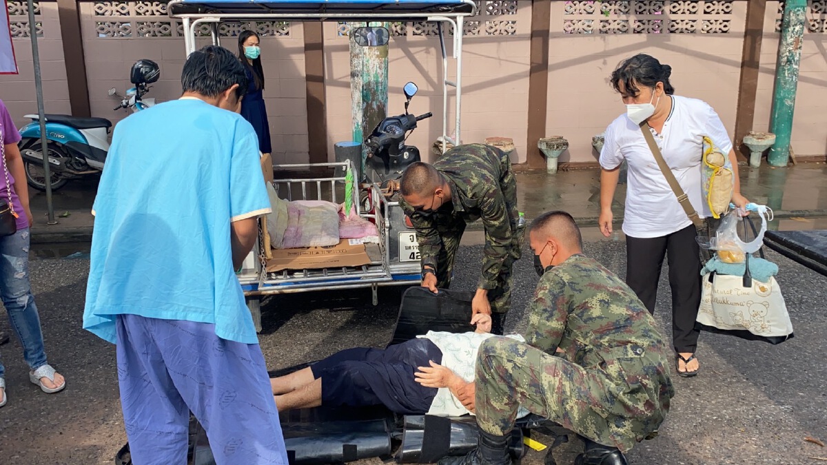 เปลี่ยนธงแดงเป็นธงส้ม เมืองโคราชเร่งผลักดันน้ำ