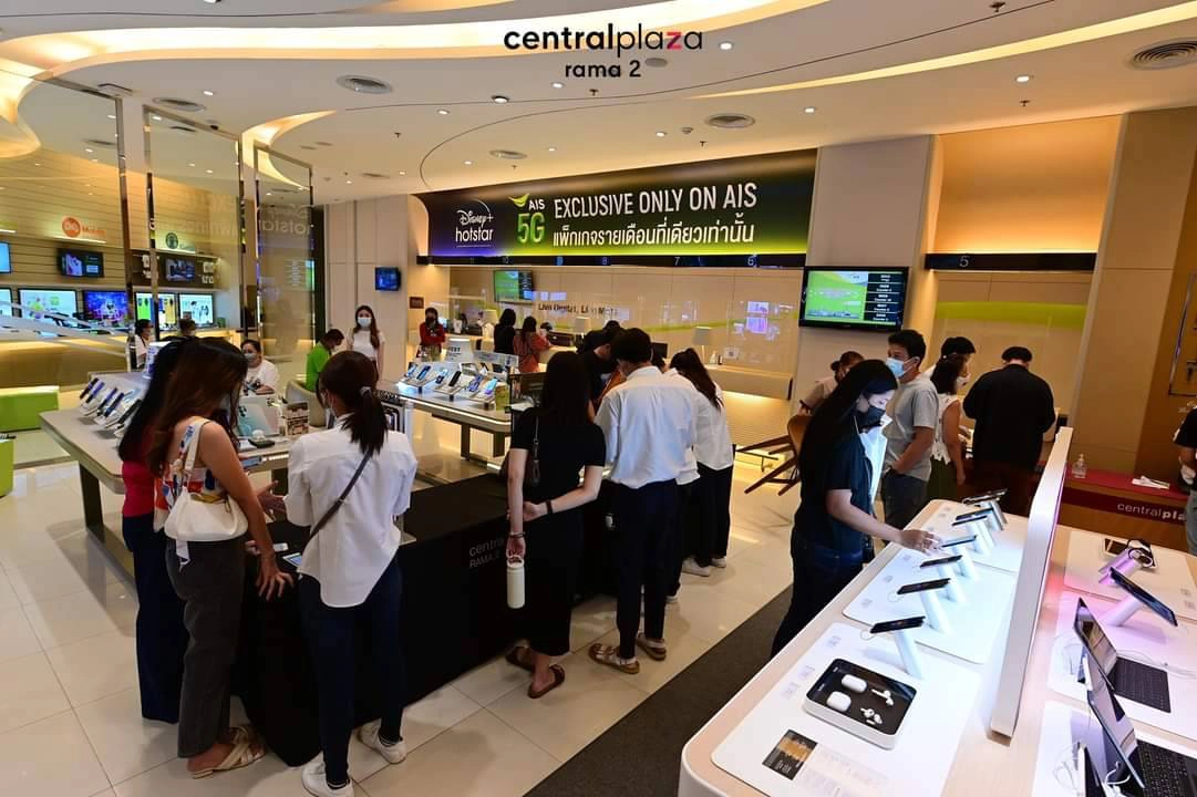 บรรยากาศการขาย iphone 13 หน้าร้านในประเทศไทยวันแรก