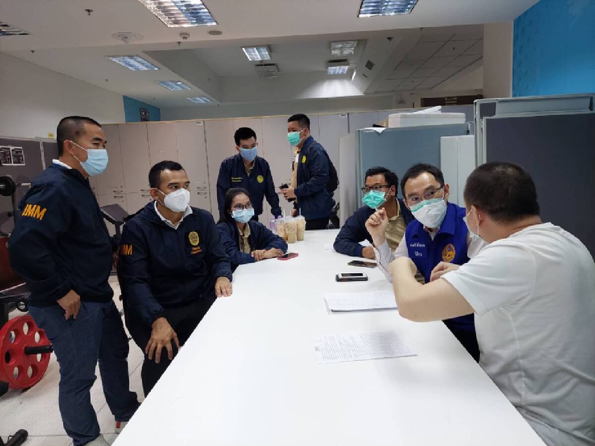 ตม. ร่วมกับกรมการปกครอง จับนักธุรกิจจีนสวมบัตรประชาชนคนไทย