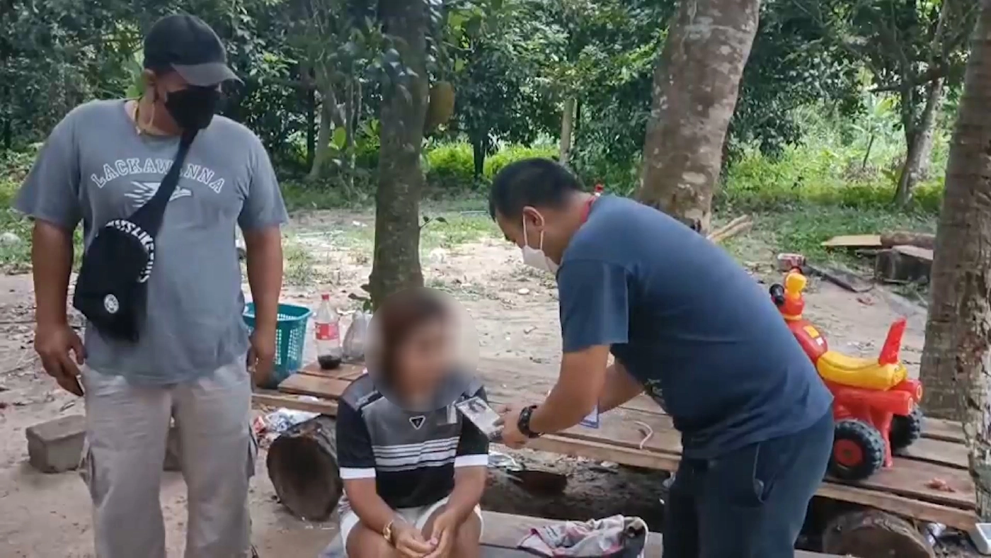 จับท้าวแชร์สาวน้อยร้อยล้าน พบหมายจับติดตัว 7 หมาย