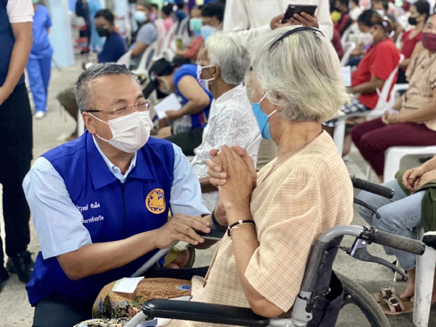 สุราษฎร์ธานีเปิด  “วอล์กอิน” ฉีดวัคซีนโควิด