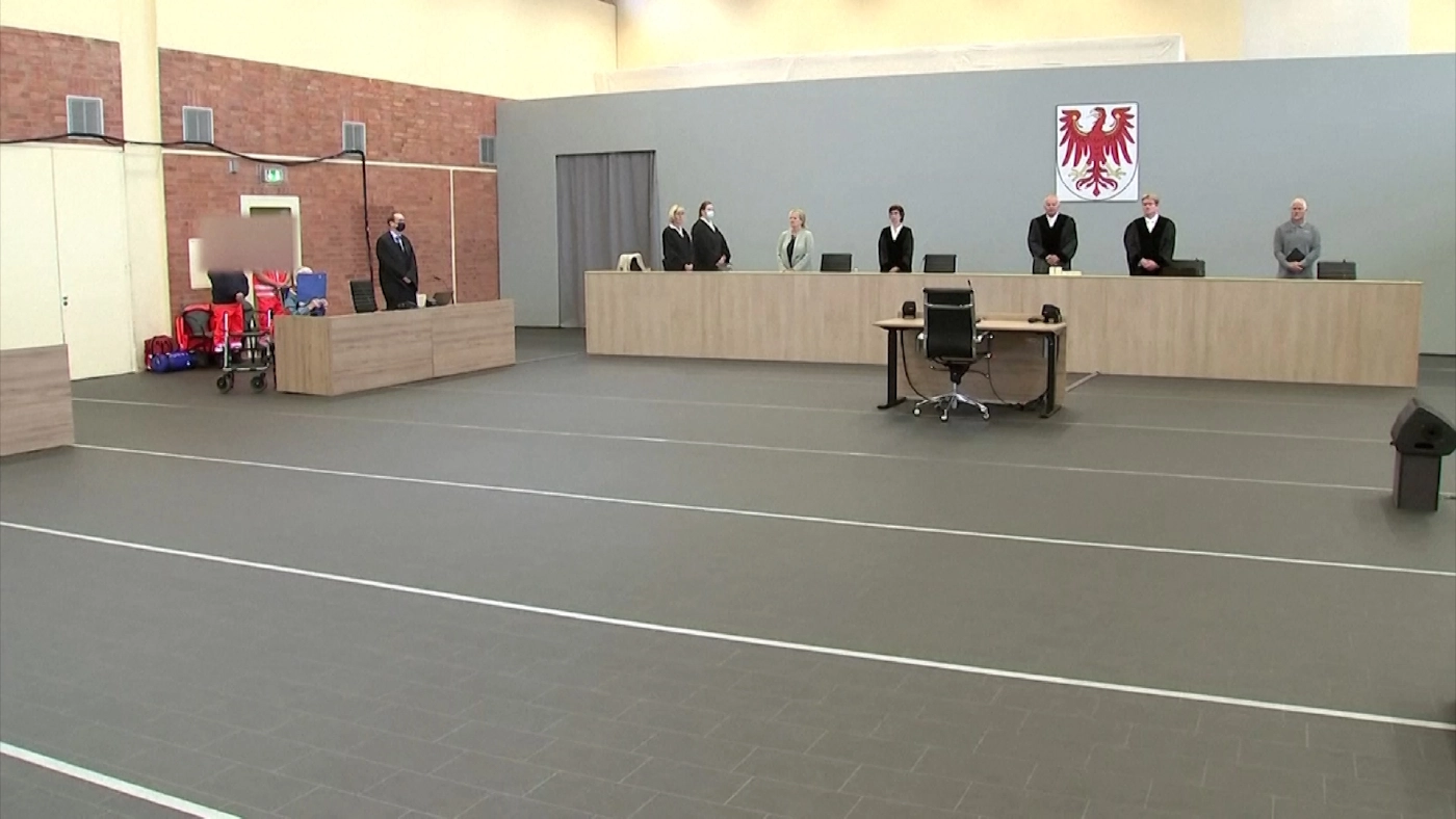 ปู่ทวดวัย 100 ปี ขึ้นศาลพิจารณาคดีนาซี