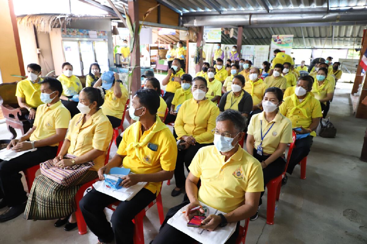 โครงการส่งเสริมการขับเคลื่อนการดำเนินงานผู้นำจิตอาสาพัฒนาชุมชน