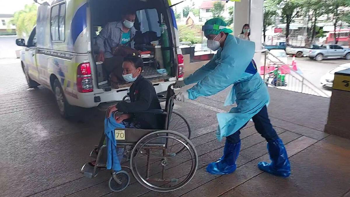 หามสองผัวเมียส่งรพ.-เปิบคางคกหวิดดับ
