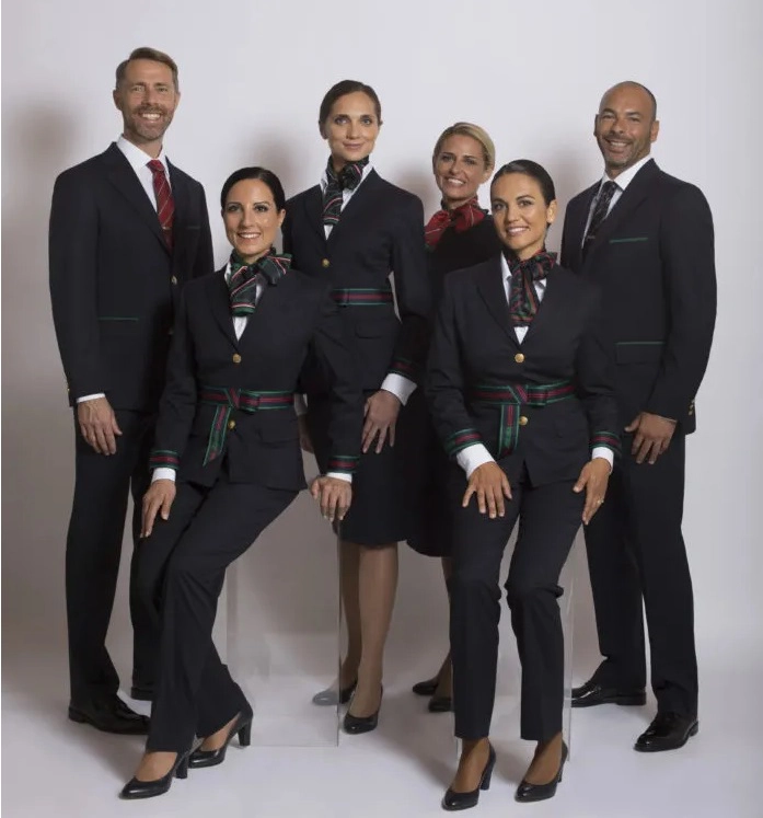 ชุดยูนิฟอรฒใหม่ของสายการบินไอทีเอ