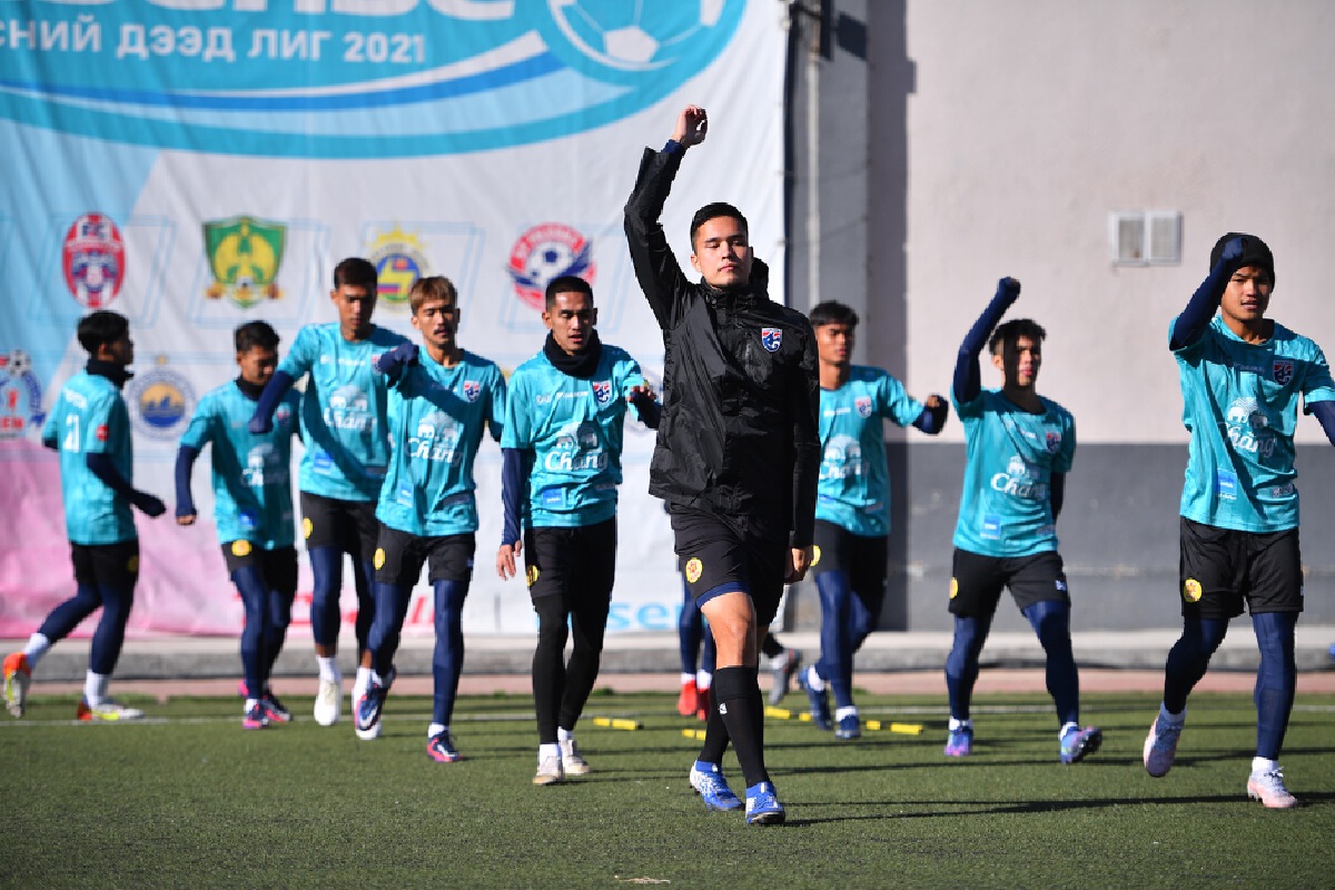 "ช้างศึก U23" ประเดิมซ้อมสนามจริง "โค้ชโม้"ชมความมุ่งมั่นแนวรุก