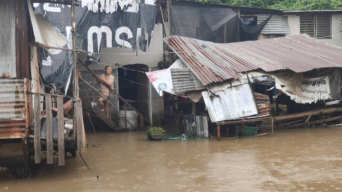 ยกระดับ!ปักธงเหลืองเตรียมรับมวลน้ำลำตะคองท่วมพื้นที่ศก.ค่ำนี้