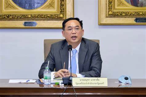  นายอนุชา นาคาศัย รัฐมนตรีประจำสำนักนายกรัฐมนตรี