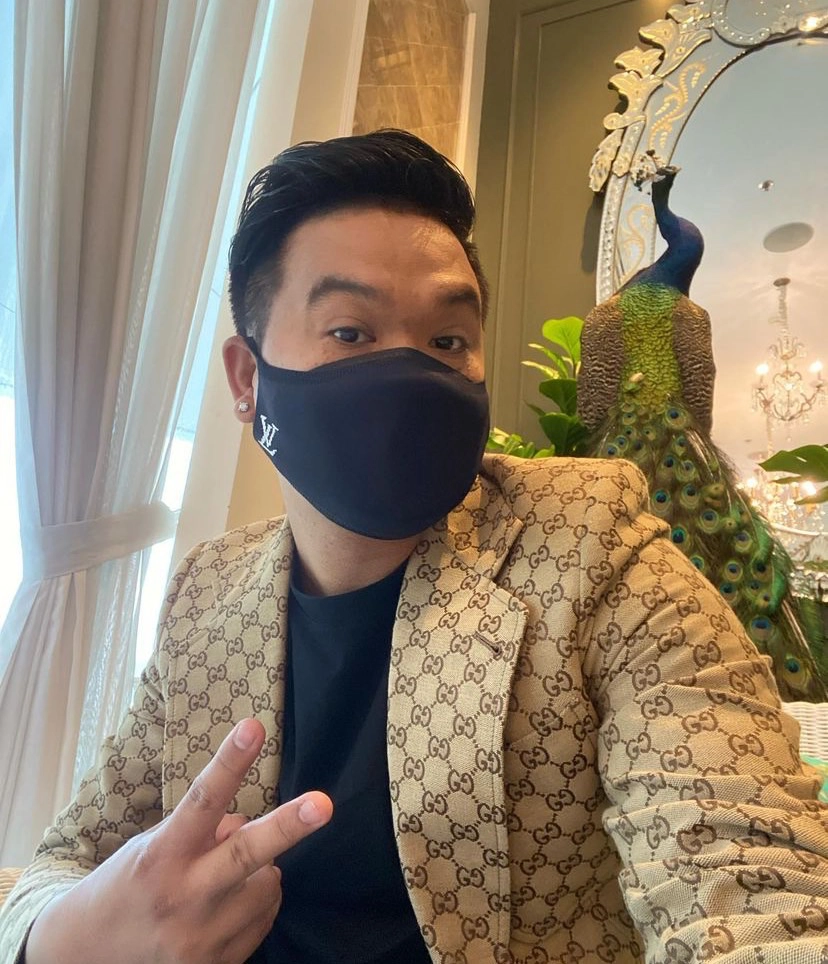 “ดีเจต้น” เปย์ของขวัญแบรนด์เนมเซอร์ไพรส์ “ใหม่ สุคนธวา” กับลูกชาย