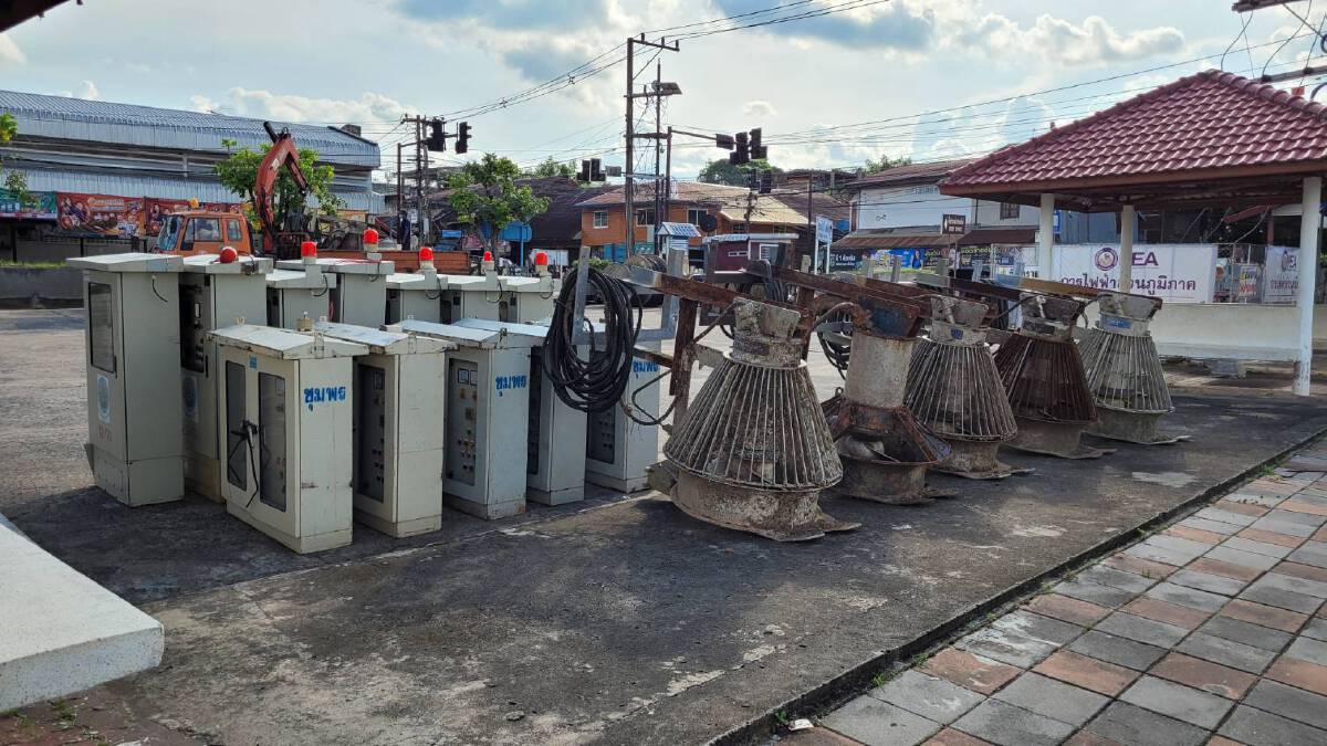 ชลประทานใช้เครื่องผลักดันน้ำจากแม่น้ำมูลลงแม่น้ำโขงเร็วขึ้น