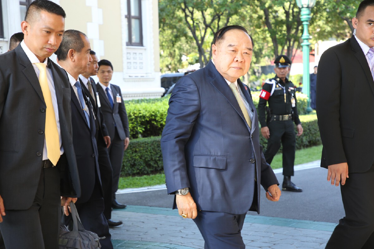 พล.อ.ประวิตร วงษ์สุวรรณ รองนายกรัฐมนตรี หัวหน้าพรรคพลังประชารัฐ