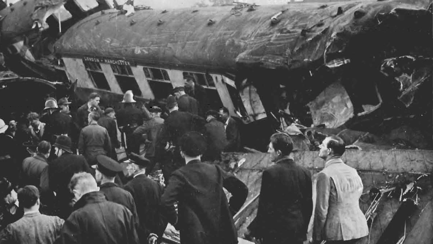 8 ตุลาคม 2495 โศกนาฏกรรมครั้งใหญ่ รถไฟชนสะท้านอังกฤษ