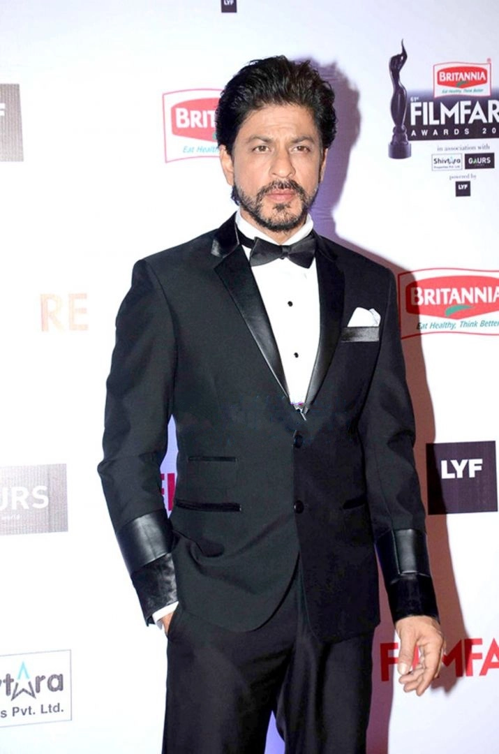 ลูกชายพระเอกอินเดีย ชาห์ รุกห์ ข่าน อดประกันตัวคดียาเสพติด