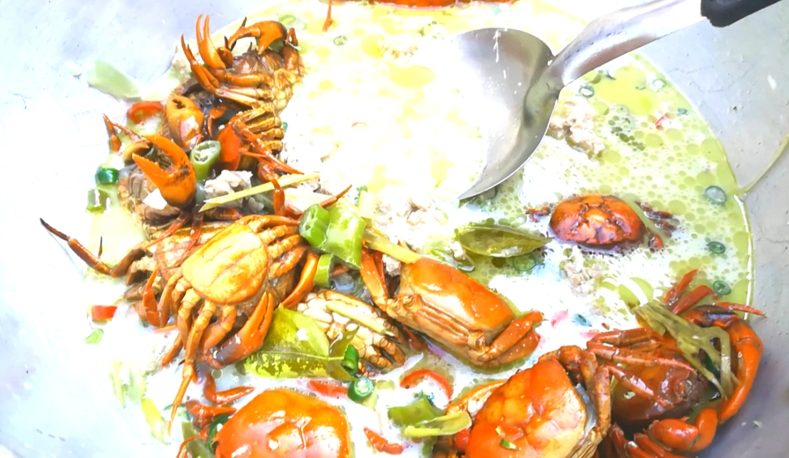 แห่อุดหนุน“เมนูปูนา”ของดีเมืองพิษณุโลก