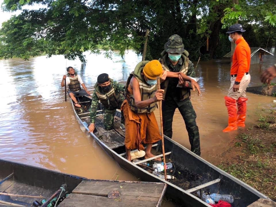 นายกฯสั่งกองทัพสนับสนุน เร่งช่วยเหลือประชาชนต่อเนื่อง