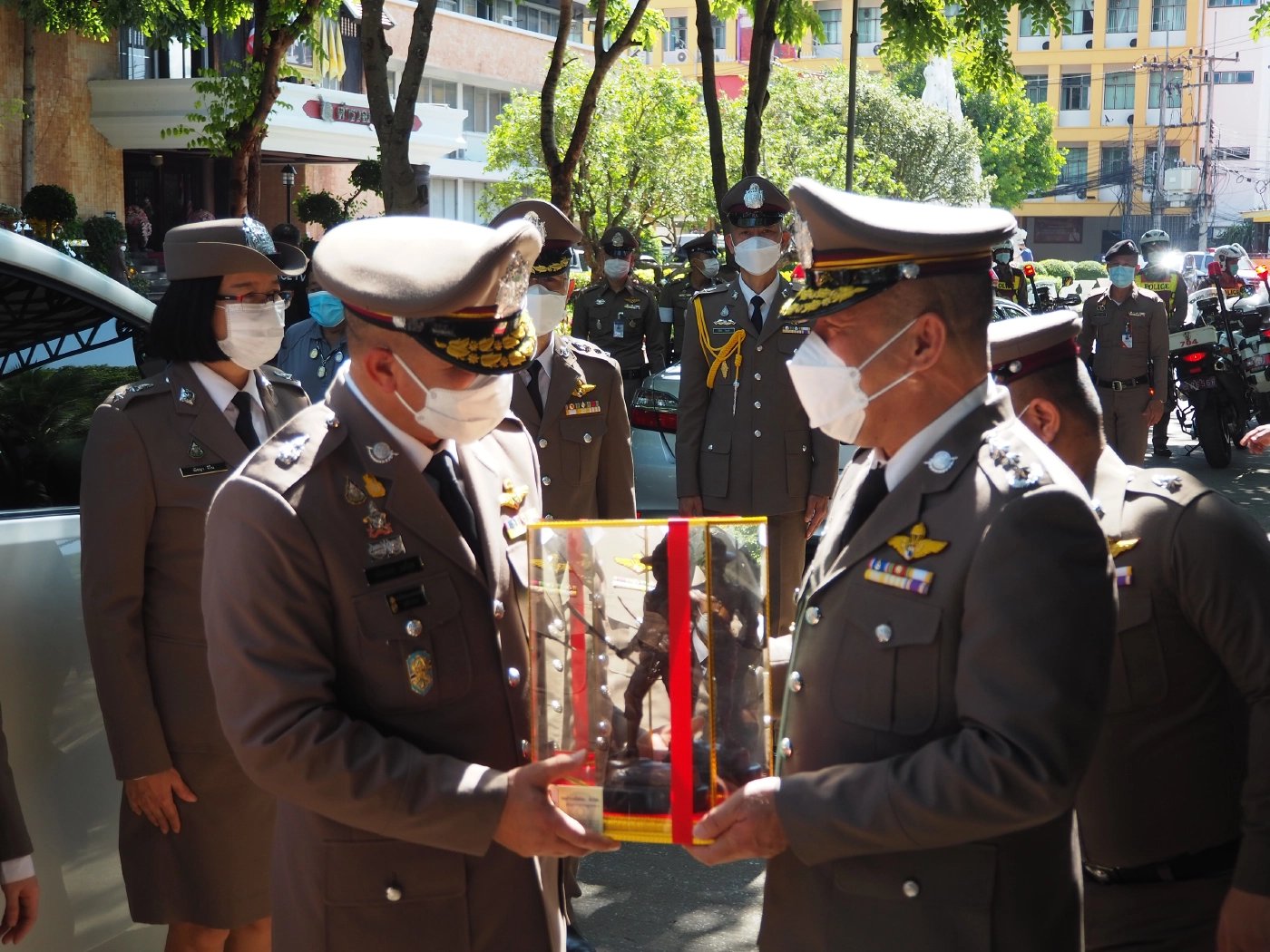 "ปิยะ ต๊ะวิชัย"รับตำแหน่ง ผบช.ภ.5-ไร้เงาม็อบต้อนรับ