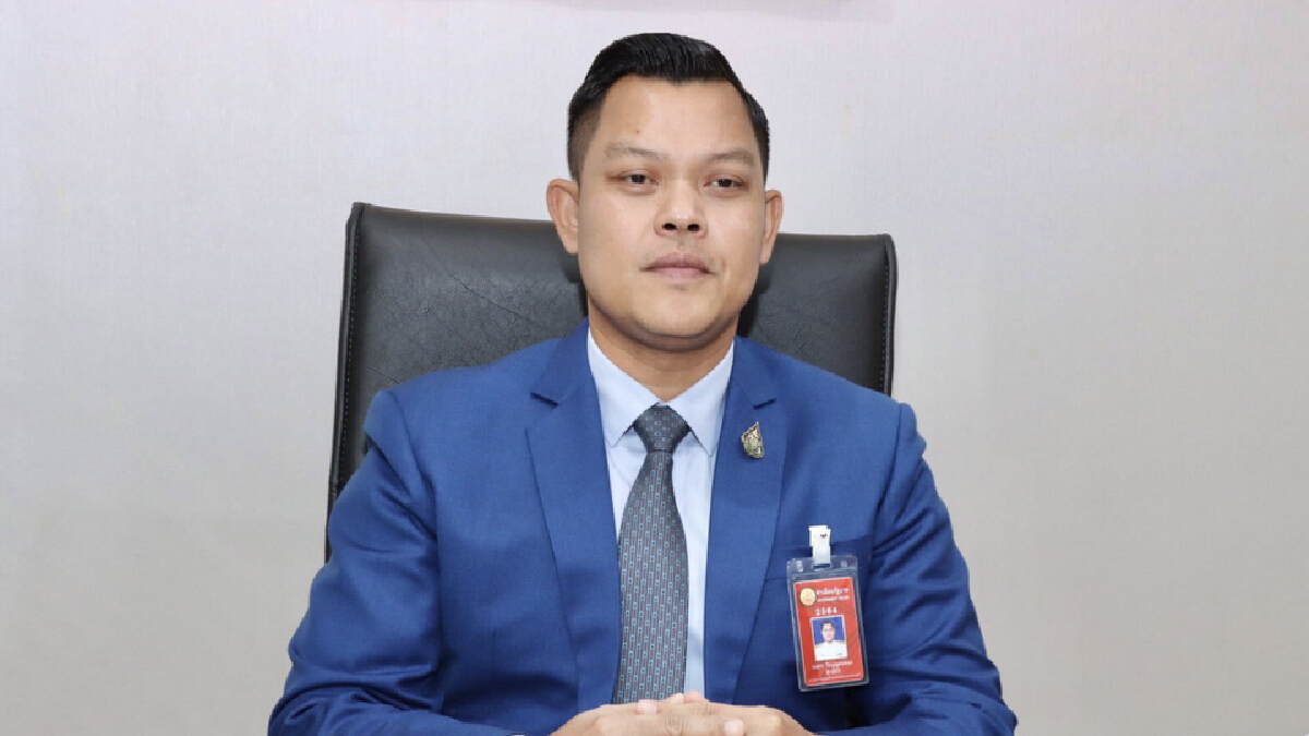โฆษกรัฐบาล หนุน ฝ่ายค้านยื่นอภิปรายทั่วไป ชี้ ใช้สภาฯ ดีกว่าร่วมม็อบบนถนน