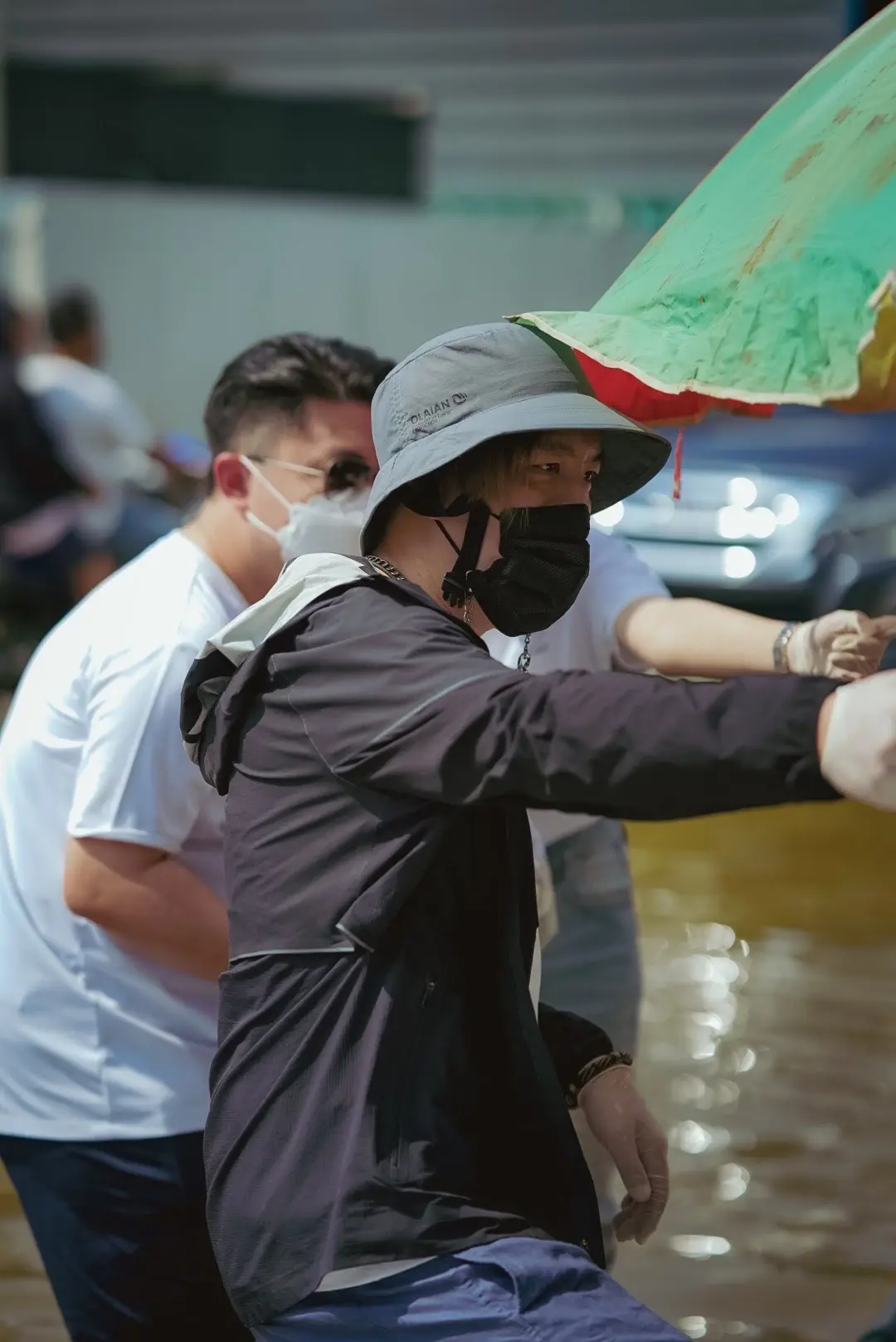 "มูลนิธิเนชั่น" ลงพื้นที่มอบถุงยังชีพ อ.บางเลน จ.นครปฐม
