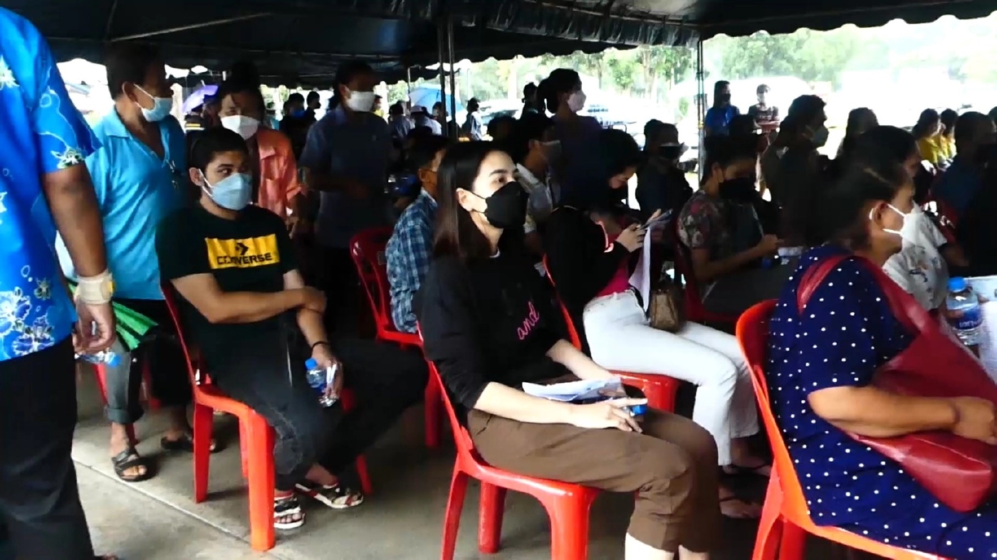 ซิโนฟาร์มเข็มแรกสร้างภูมิคุ้มกันชาวชุมชนบางหมาก
